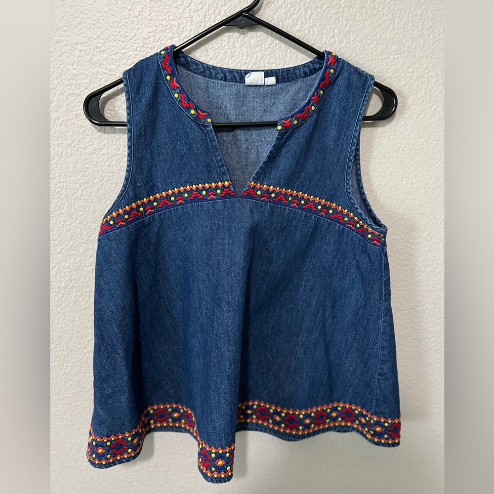 GAP Sleeveless Denim Embroidered Top